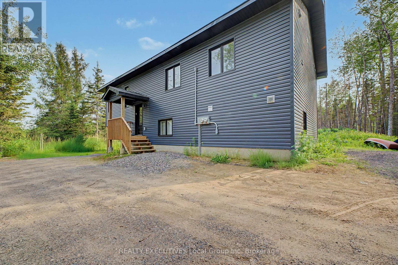 575 Hart Road Property Photo 26