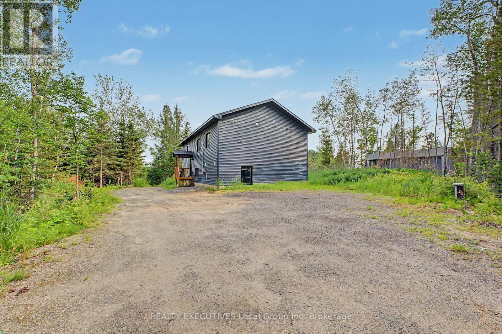 575 Hart Road Property Photo 27