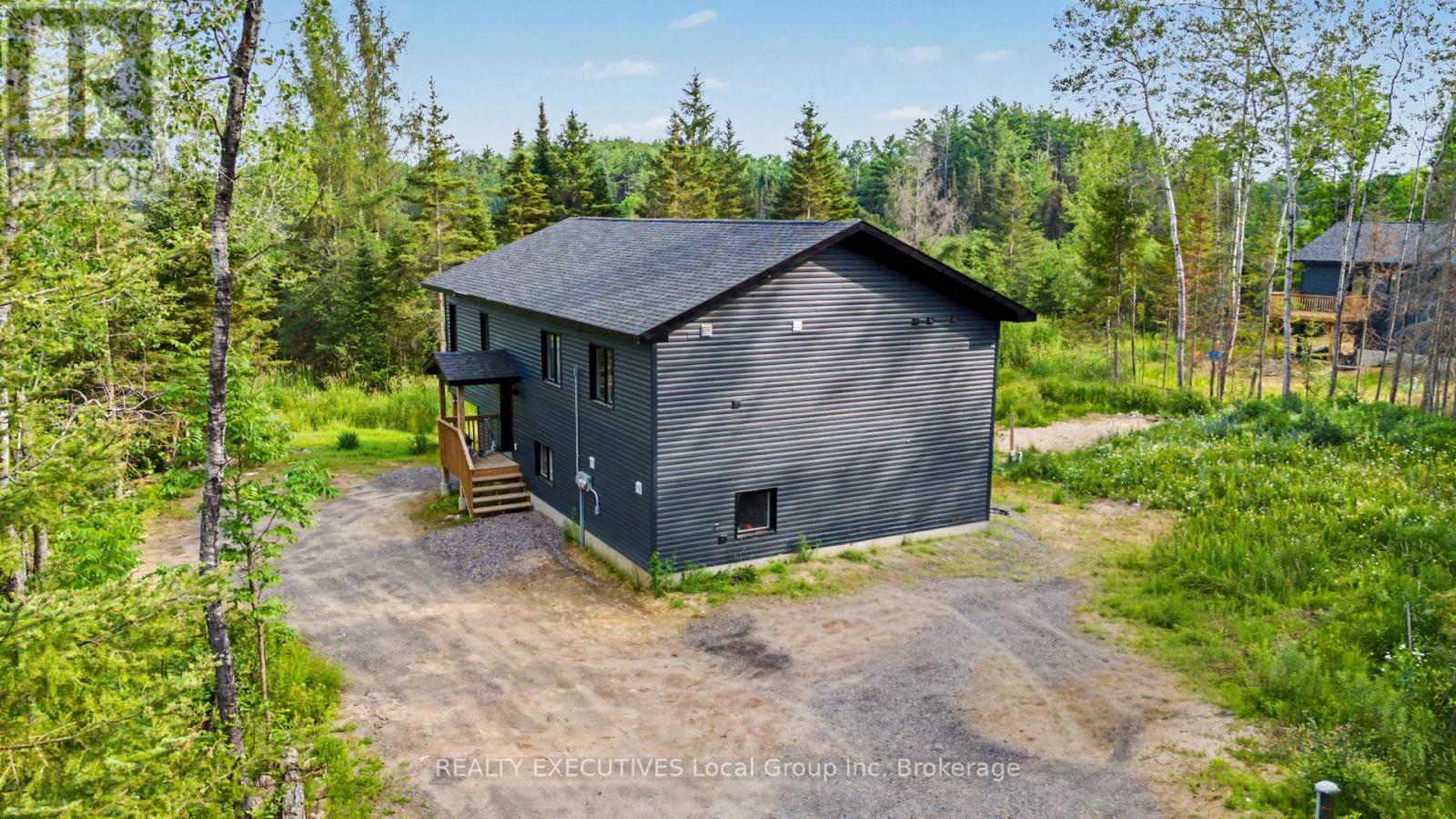 575 Hart Road Property Photo 31