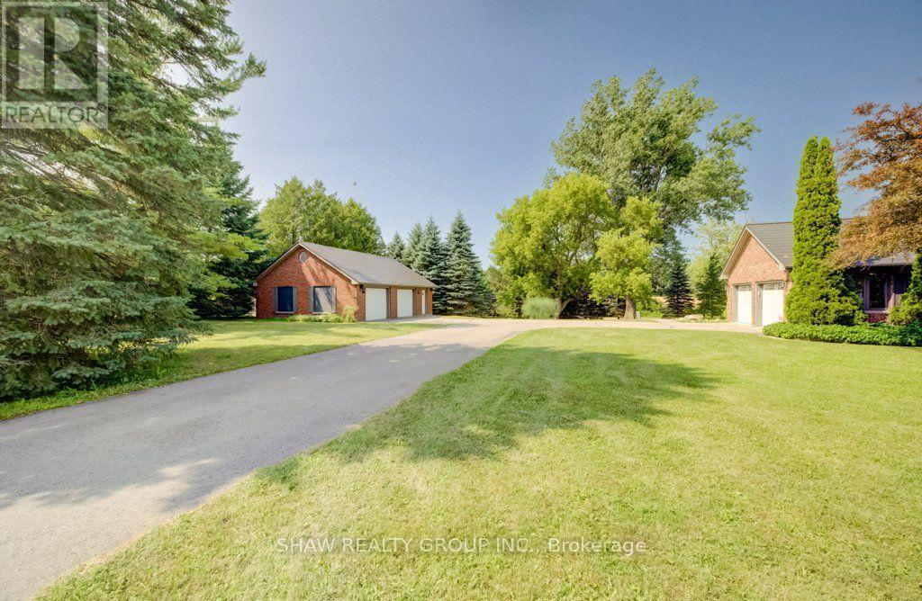 3335 Lobsinger Line Property Photo 1