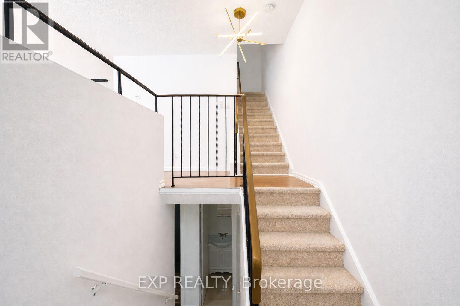 11c Sonnet Crescent Property Photo 3