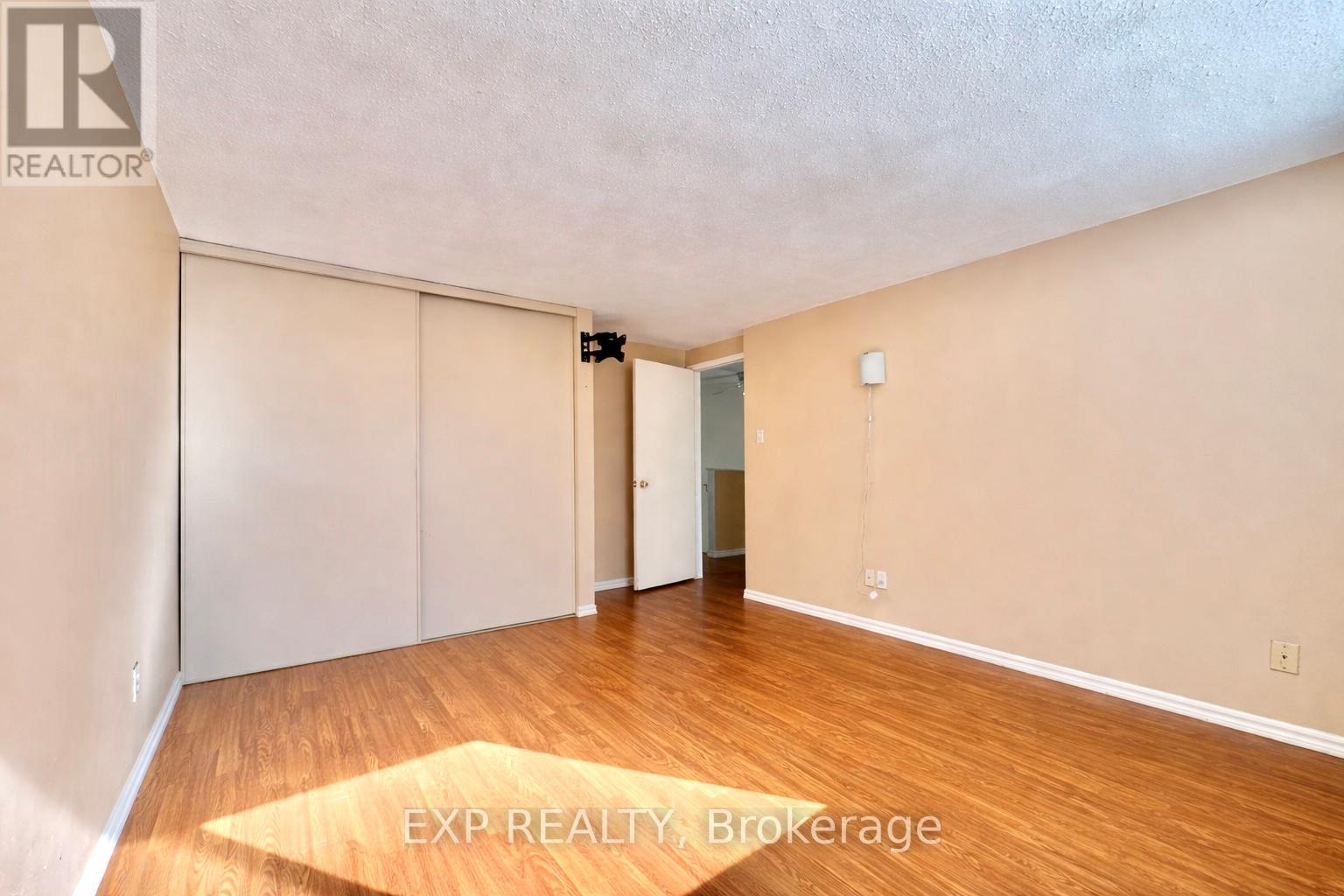 11c Sonnet Crescent Property Photo 12