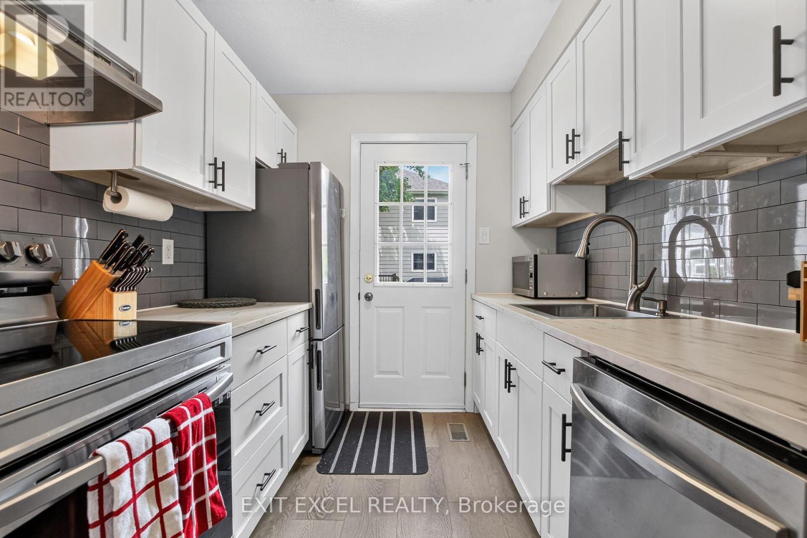 34a Forester Crescent Property Photo 6