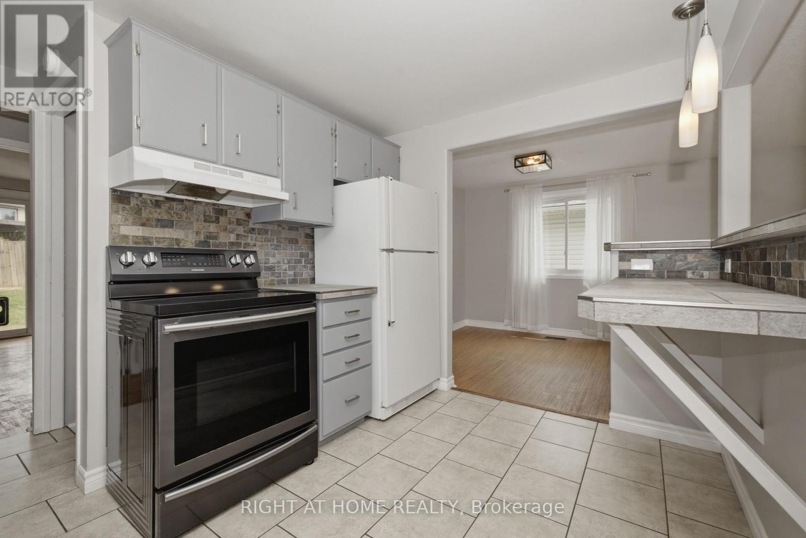 197 Pinedale Drive Property Photo 10