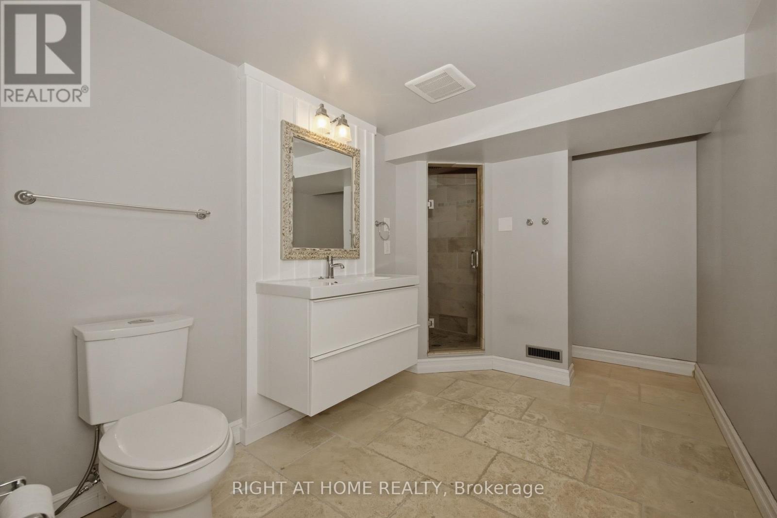197 Pinedale Drive Property Photo 25