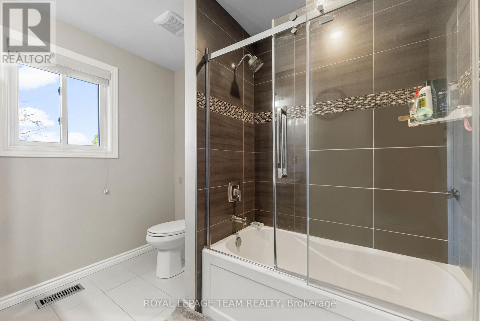 1059 Flynn Avenue Property Photo 18