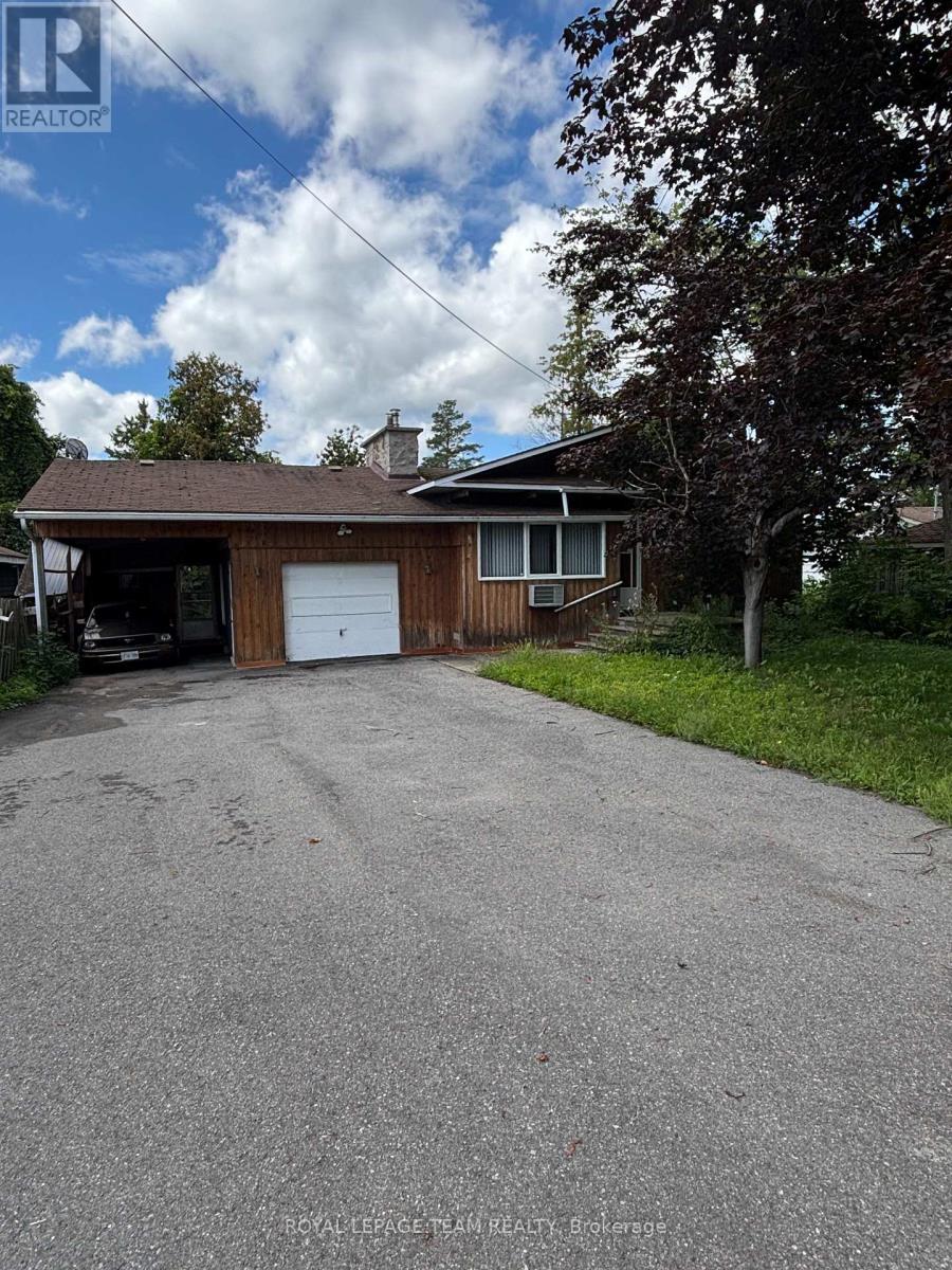 3670 River Road Property Photo 1