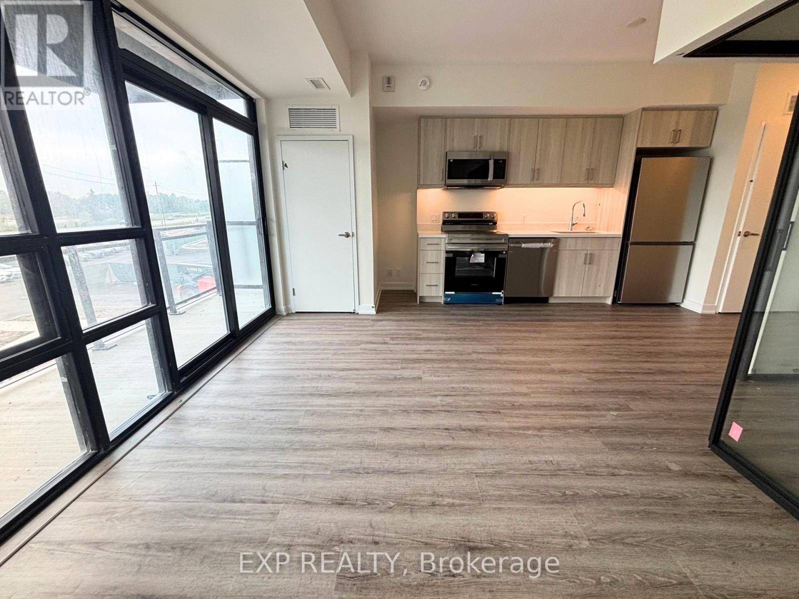 243 - 350 Prince Charles Drive Property Photo 2