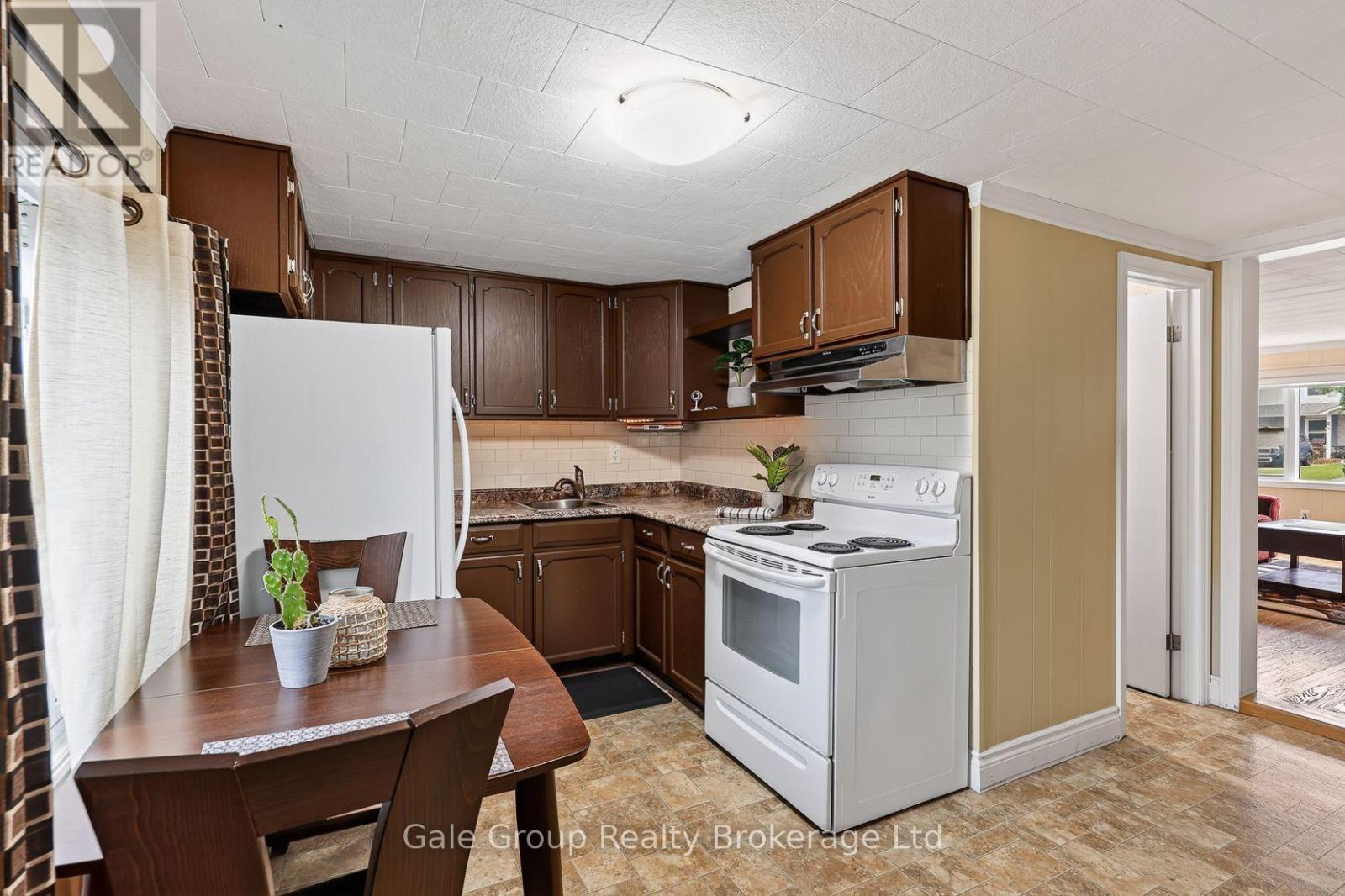 46 Blandford Street Property Photo 9