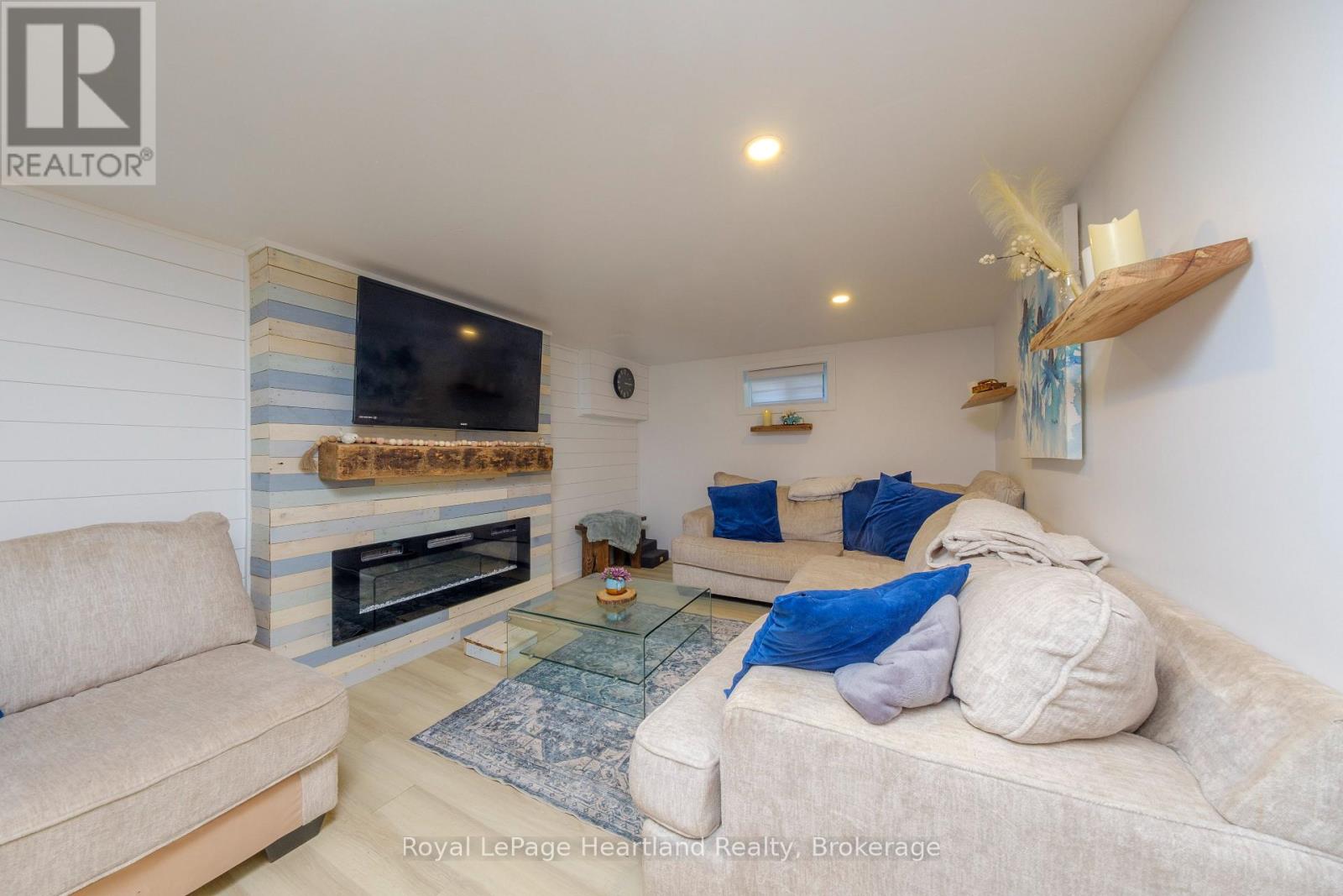 109 Carling Terrace Property Photo 15