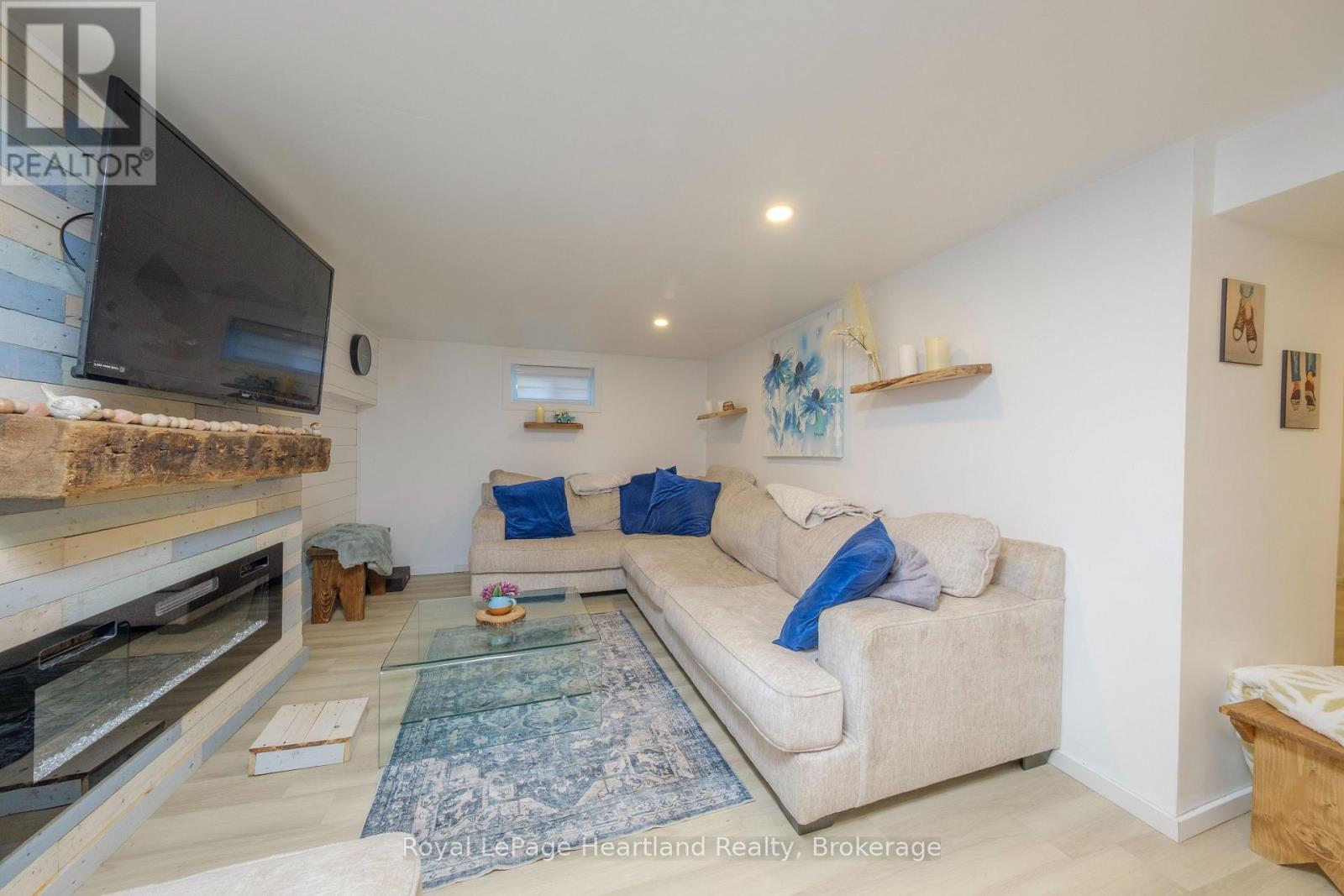 109 Carling Terrace Property Photo 16