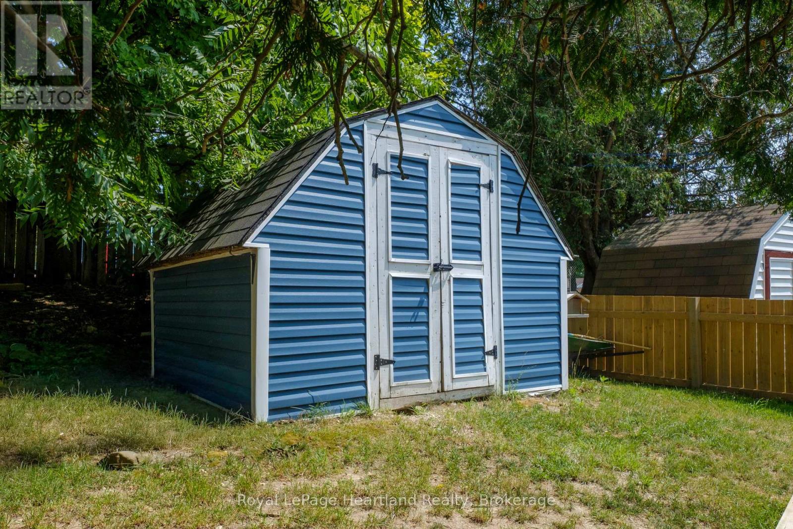 109 Carling Terrace Property Photo 24