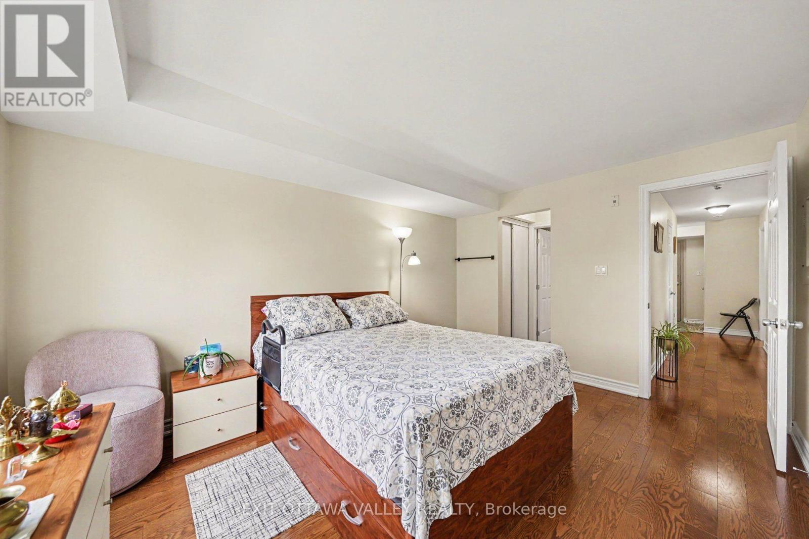 208 - 14 Norice Street Property Photo 17