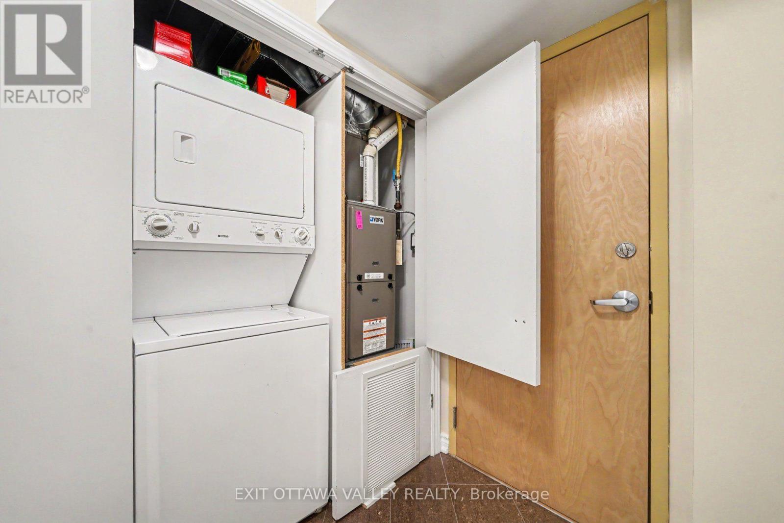 208 - 14 Norice Street Property Photo 24