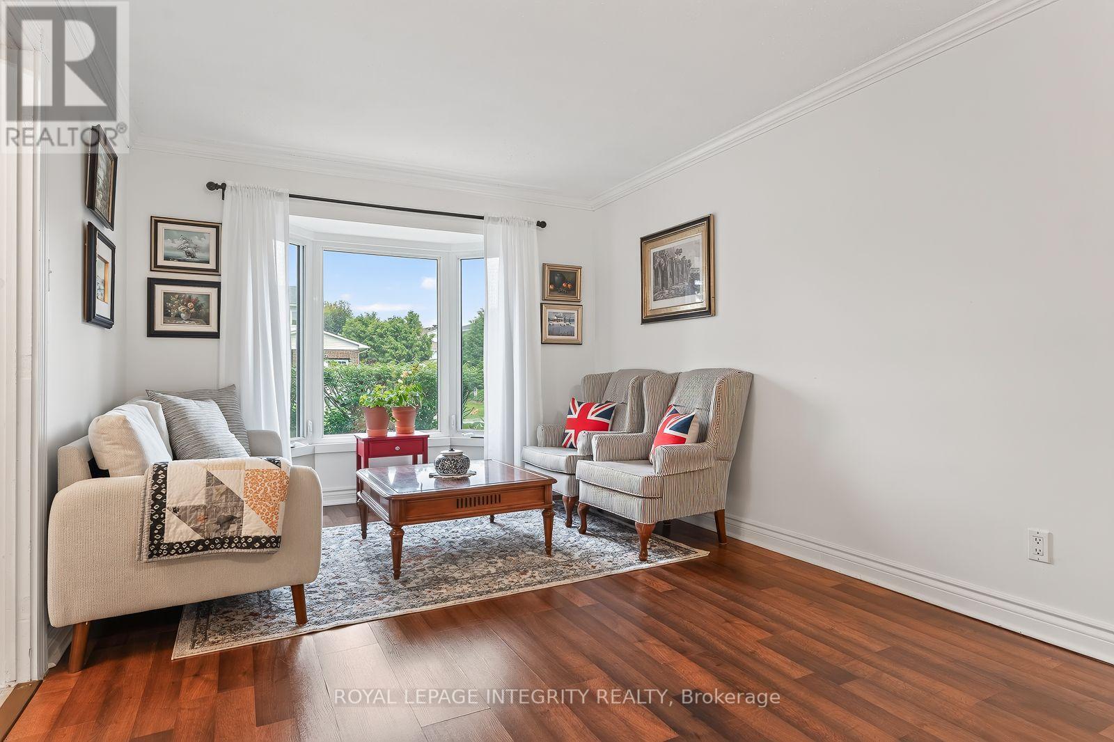 30 Sumner Street Property Photo 11