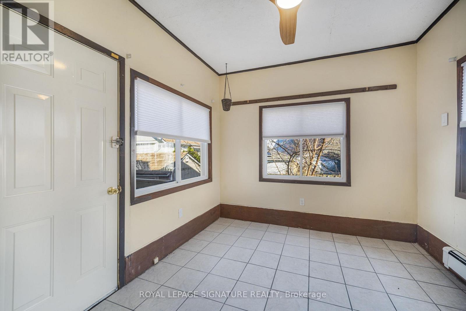 141 York Street Property Photo 14