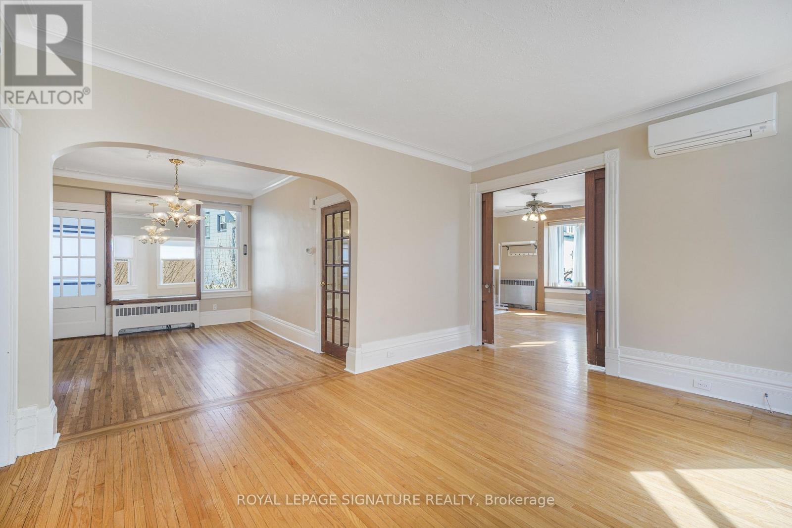 141 York Street Property Photo 15