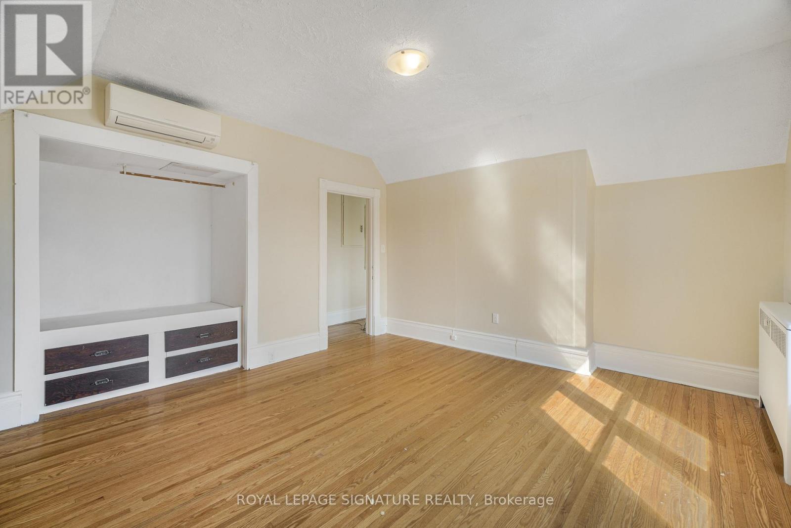 141 York Street Property Photo 25