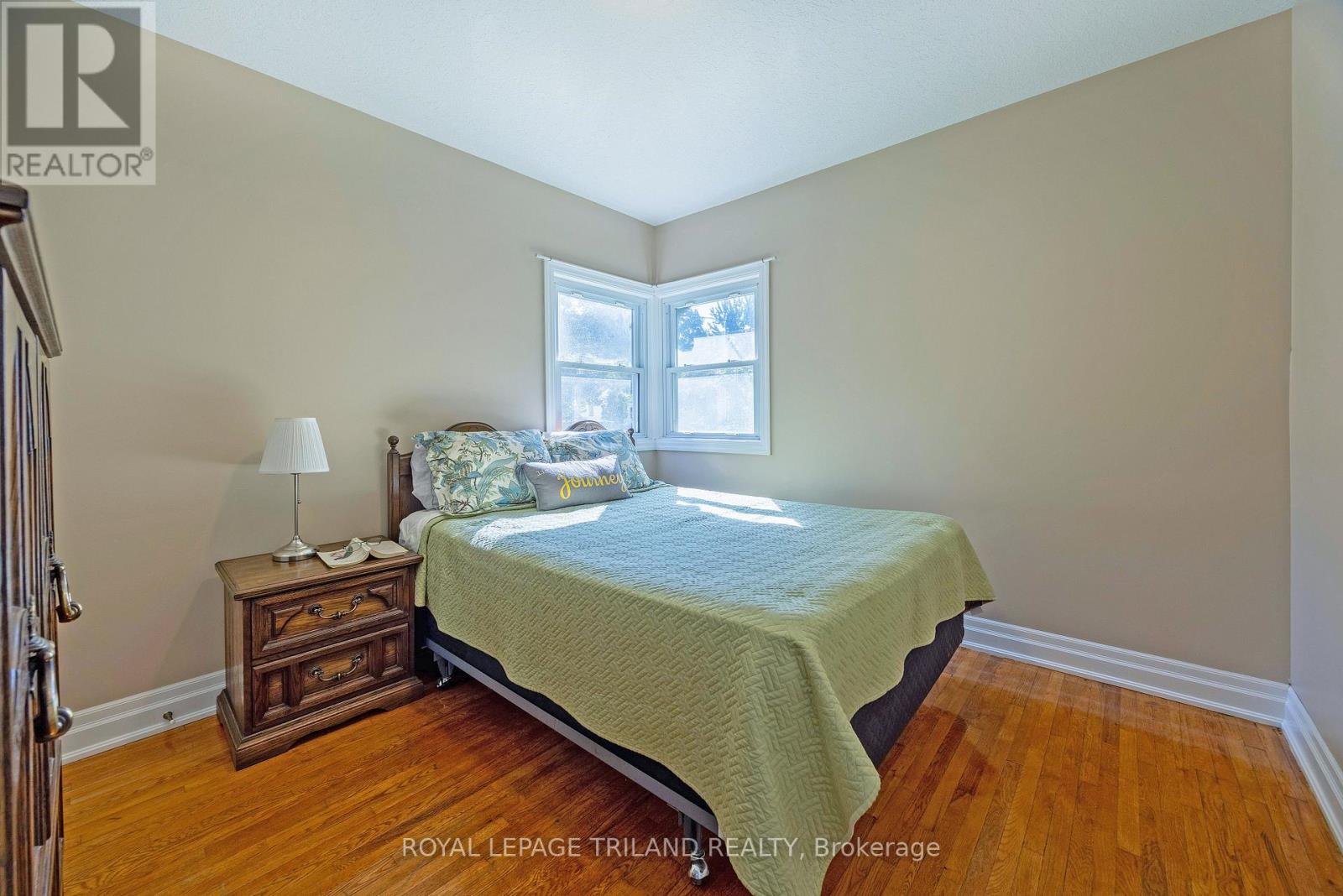 1874 Churchill Avenue Property Photo 12