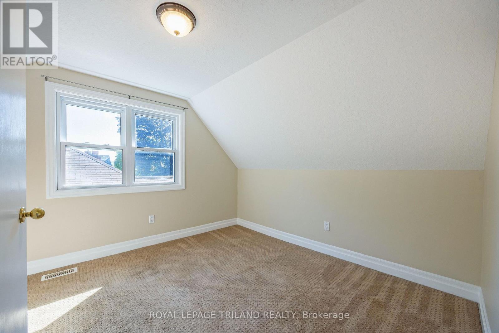 1874 Churchill Avenue Property Photo 18