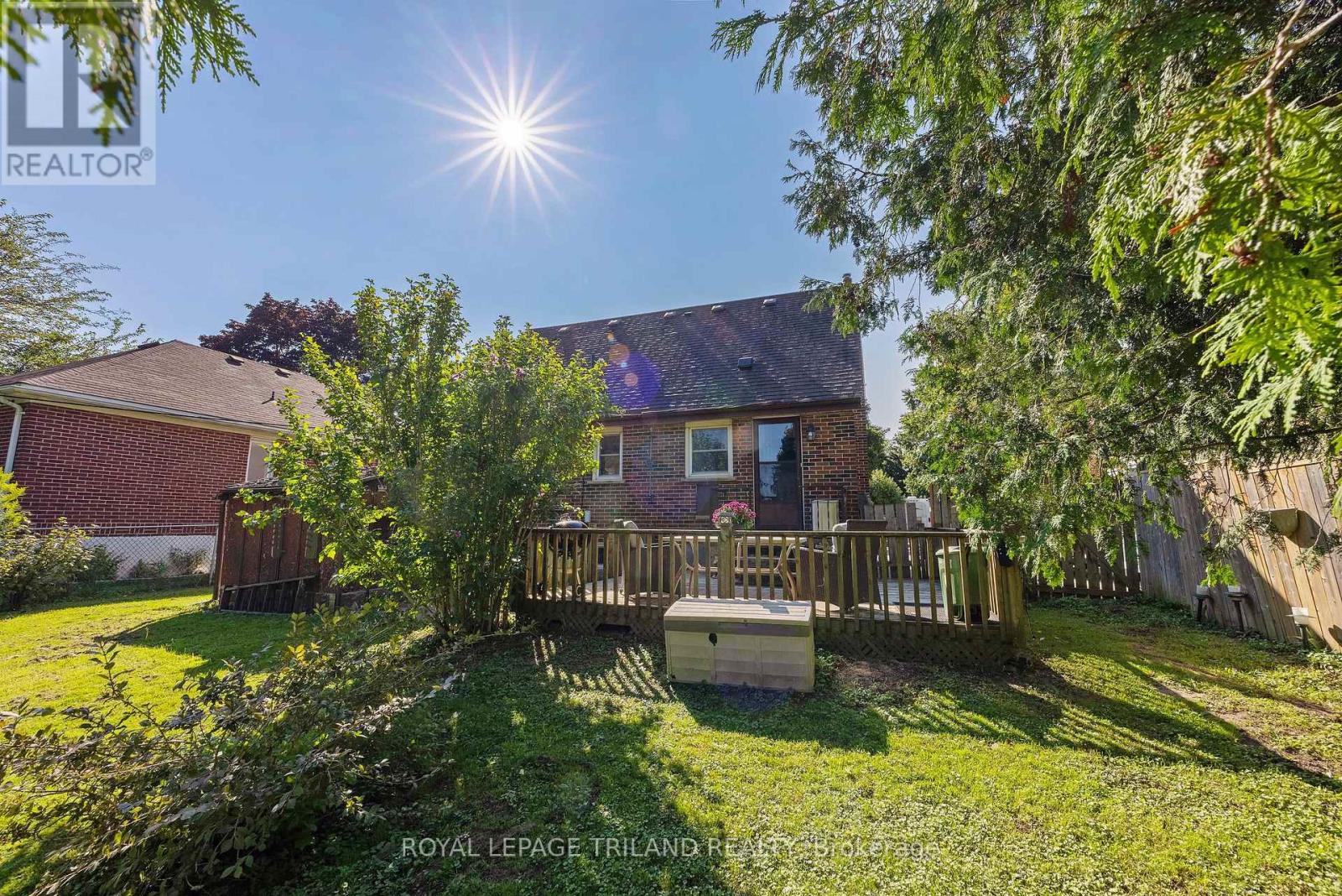 1874 Churchill Avenue Property Photo 28