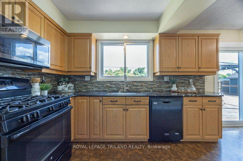 10201 Lynhurst Park Drive Property Photo 15