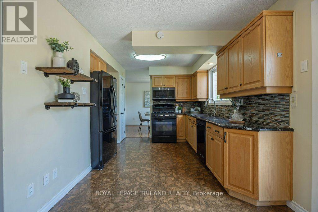 10201 Lynhurst Park Drive Property Photo 20