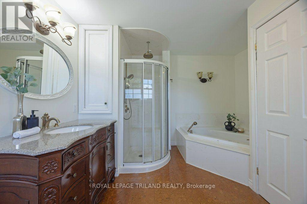 10201 Lynhurst Park Drive Property Photo 25