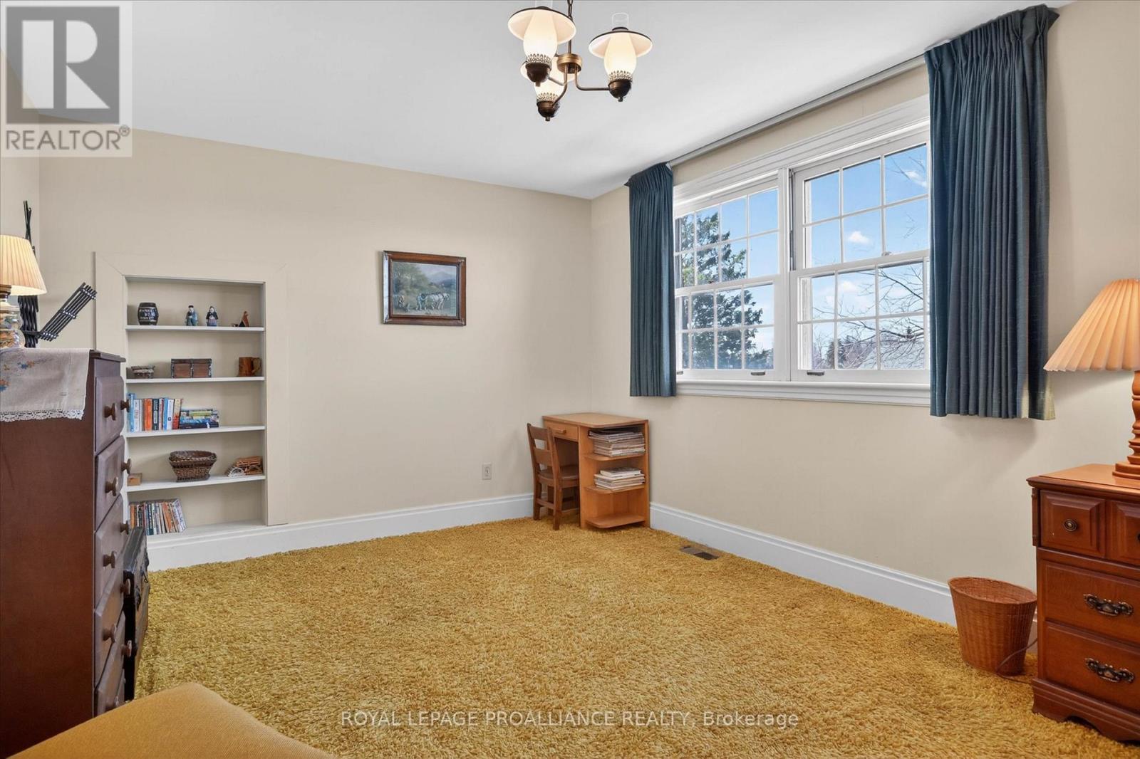 1285 Brealey Drive Property Photo 28