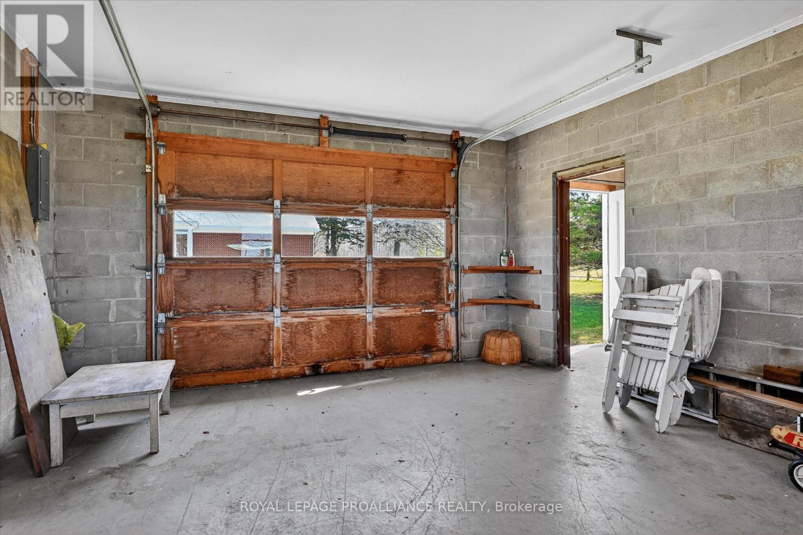 1285 Brealey Drive Property Photo 44