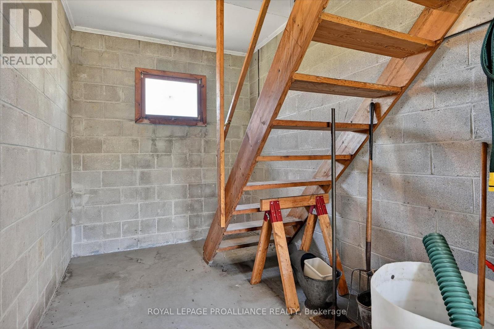 1285 Brealey Drive Property Photo 45
