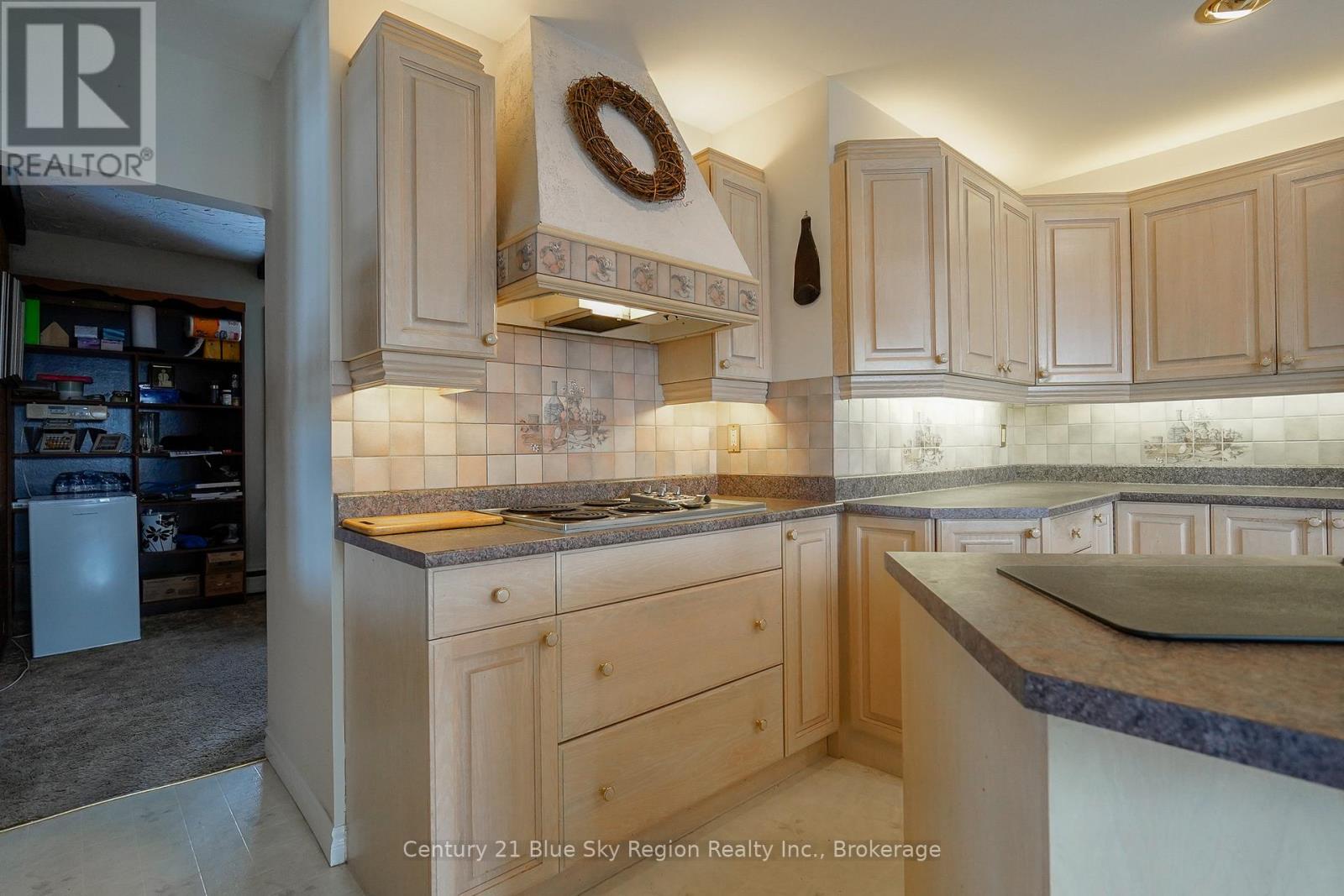 22 Dubeau Street Property Photo 7