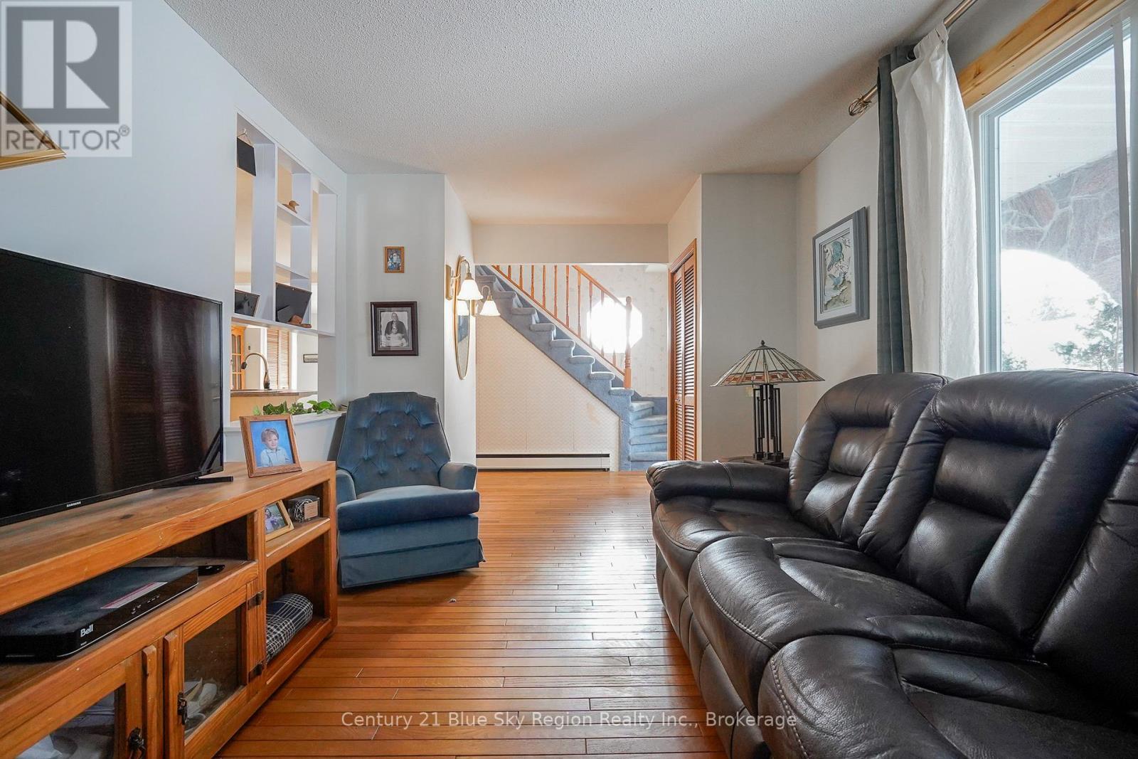 22 Dubeau Street Property Photo 10