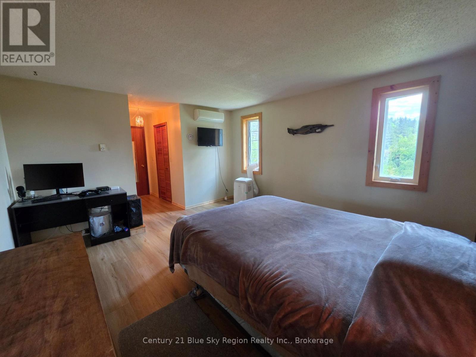 22 Dubeau Street Property Photo 16