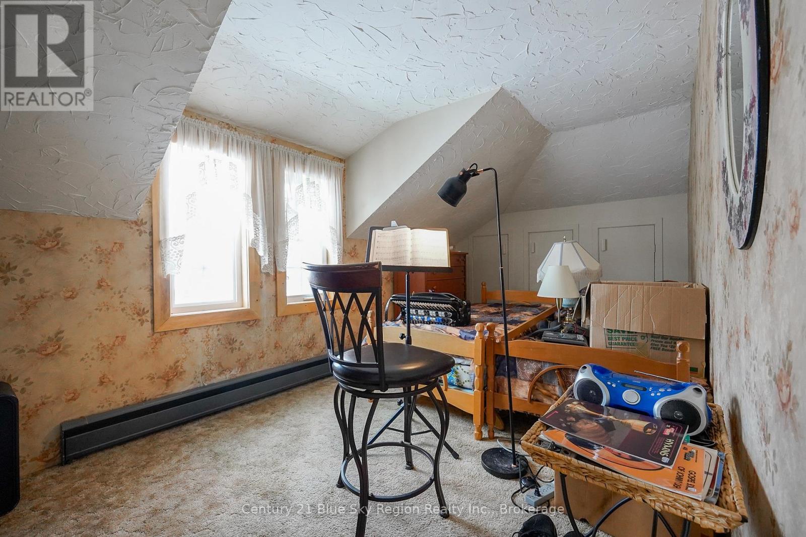 22 Dubeau Street Property Photo 26