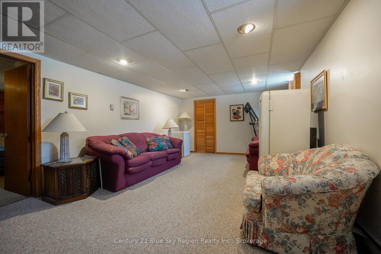 22 Dubeau Street Property Photo 31