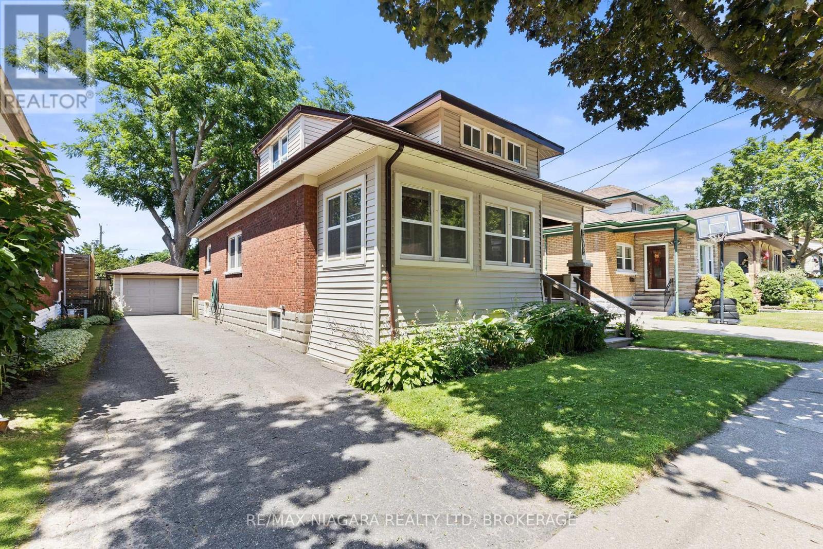 6403 Locus Avenue Property Photo 2