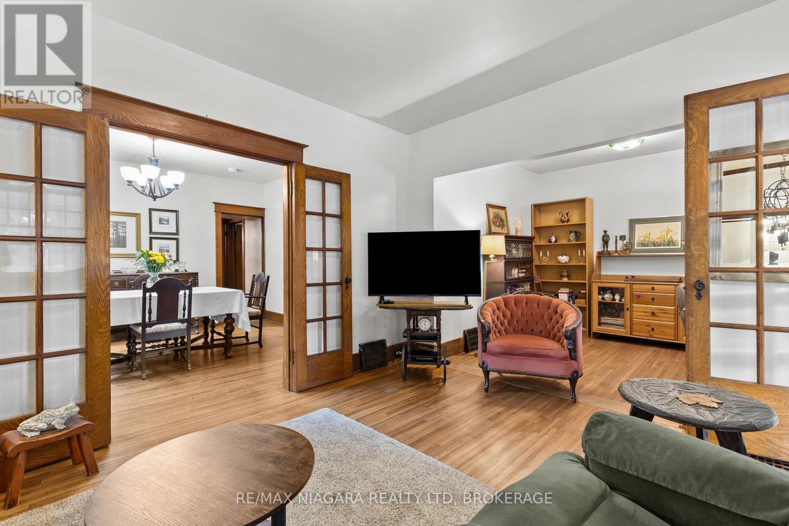 6403 Locus Avenue Property Photo 11