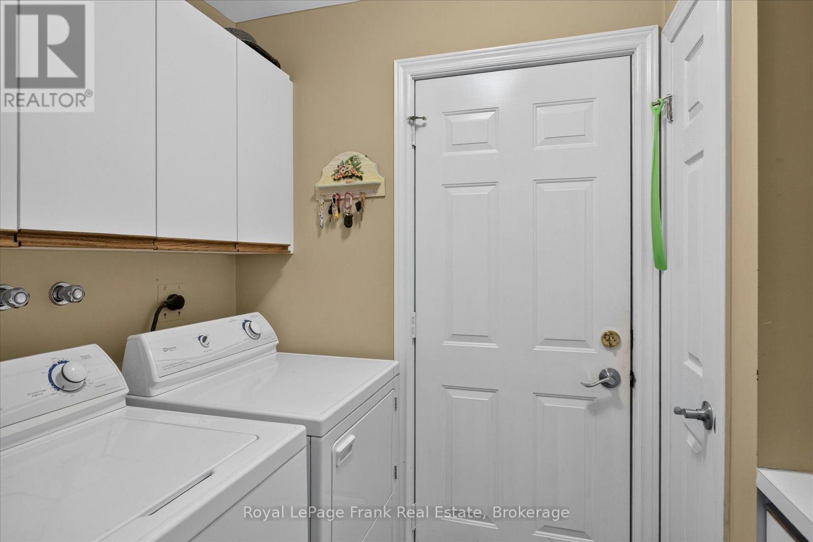 64 Island Bay Drive Property Photo 23
