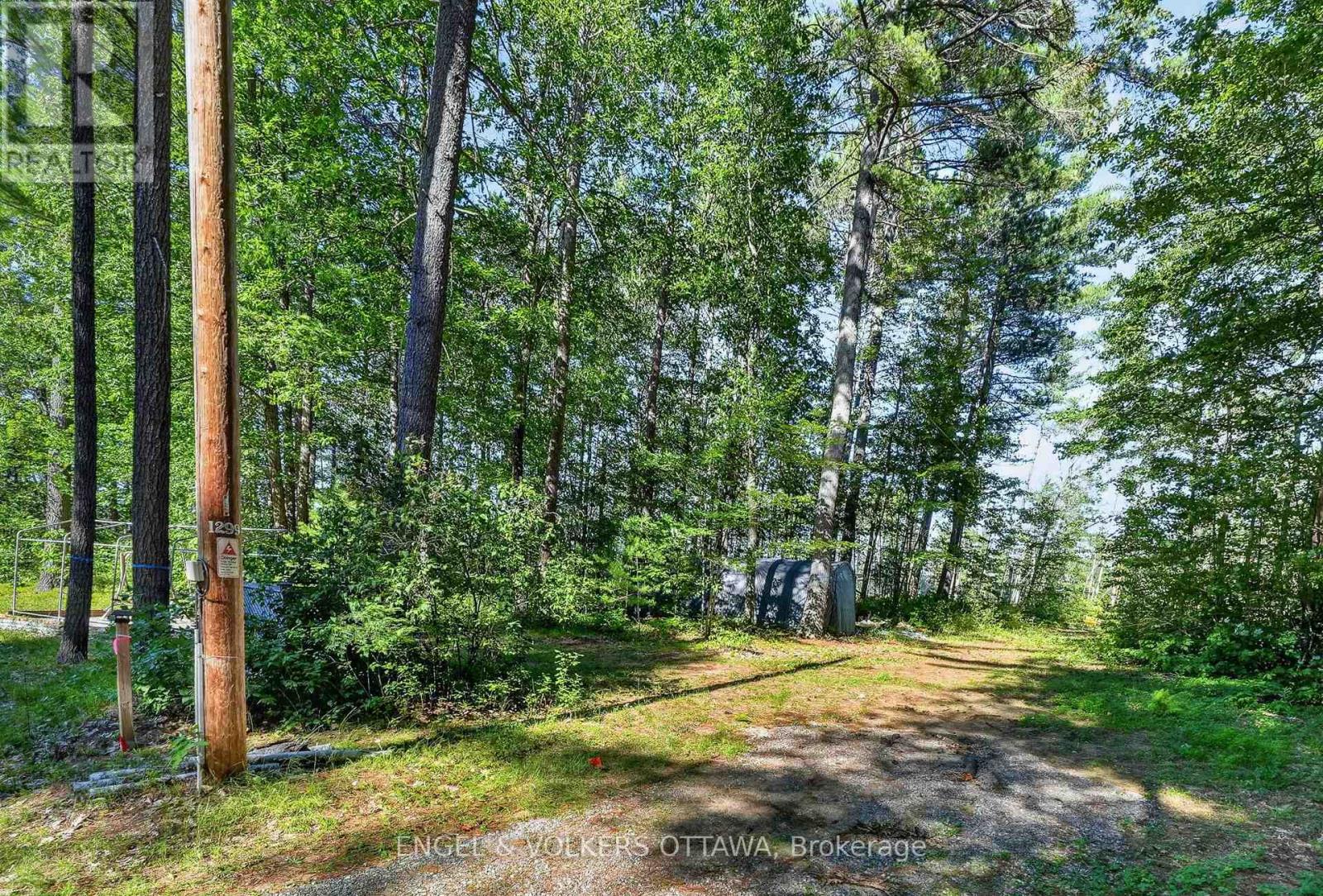 2221a Gratton Trail Property Photo 8