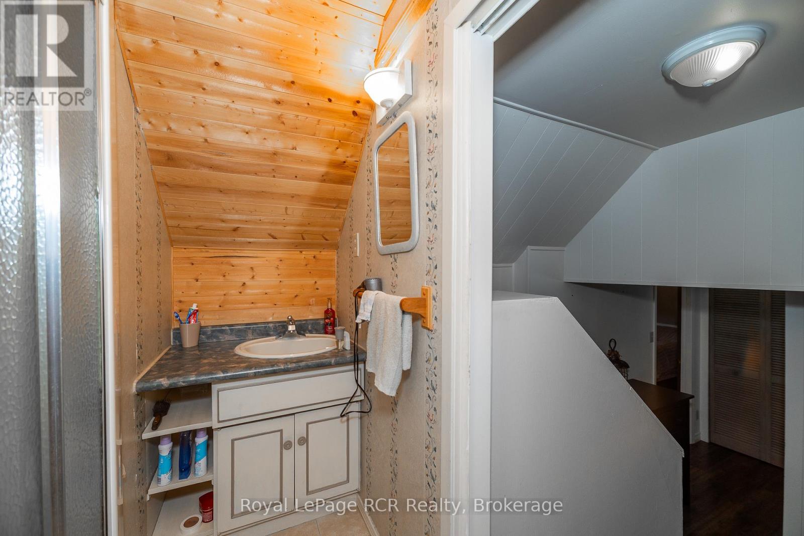177569 Grey 18 Road Property Photo 44