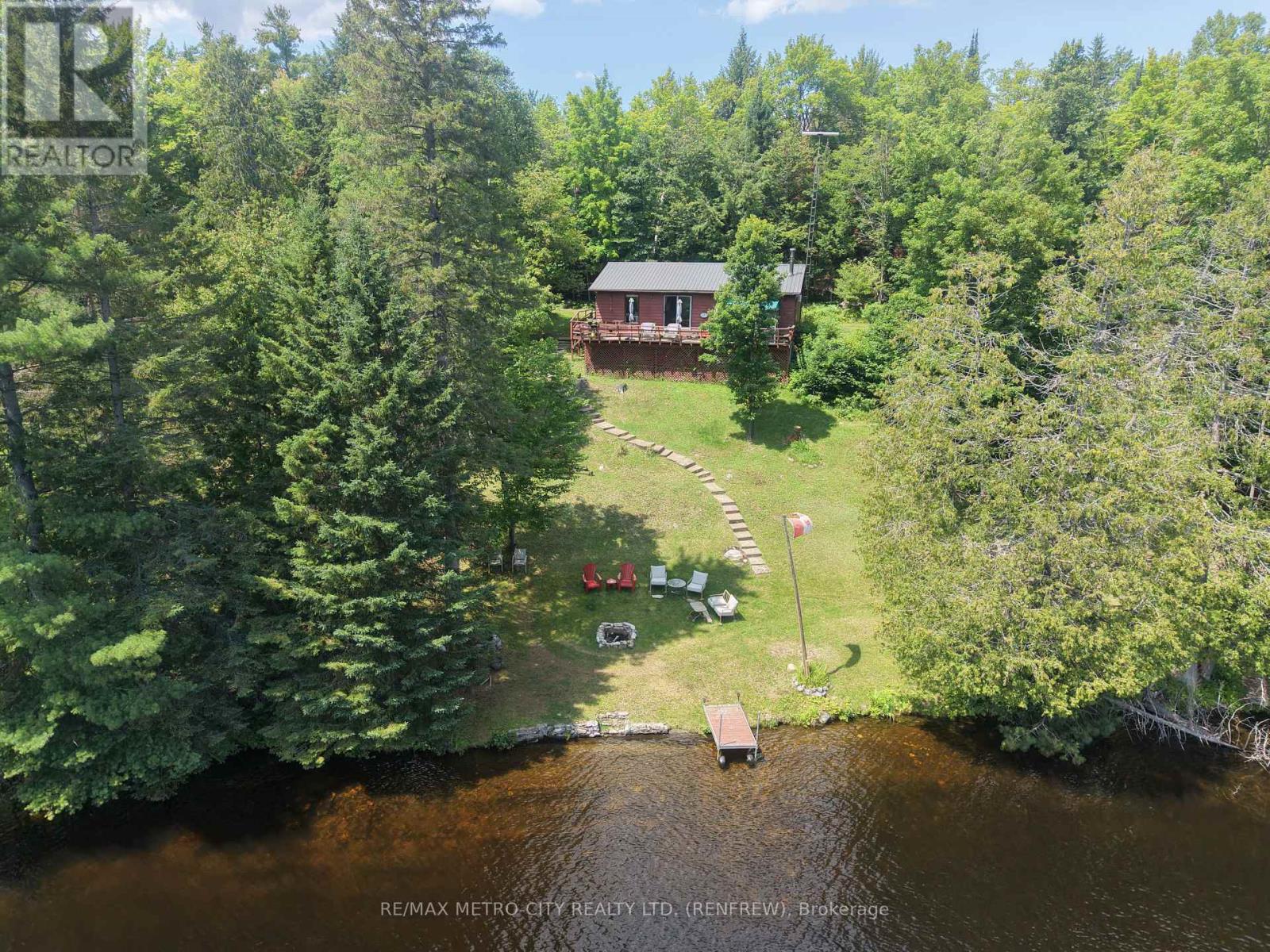 2667 Handford Lane Property Photo 1
