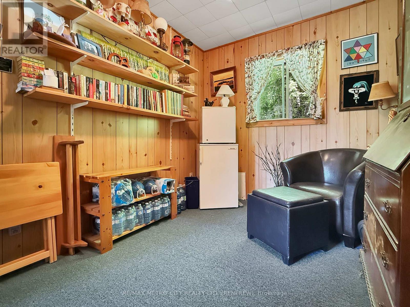 2667 Handford Lane Property Photo 15