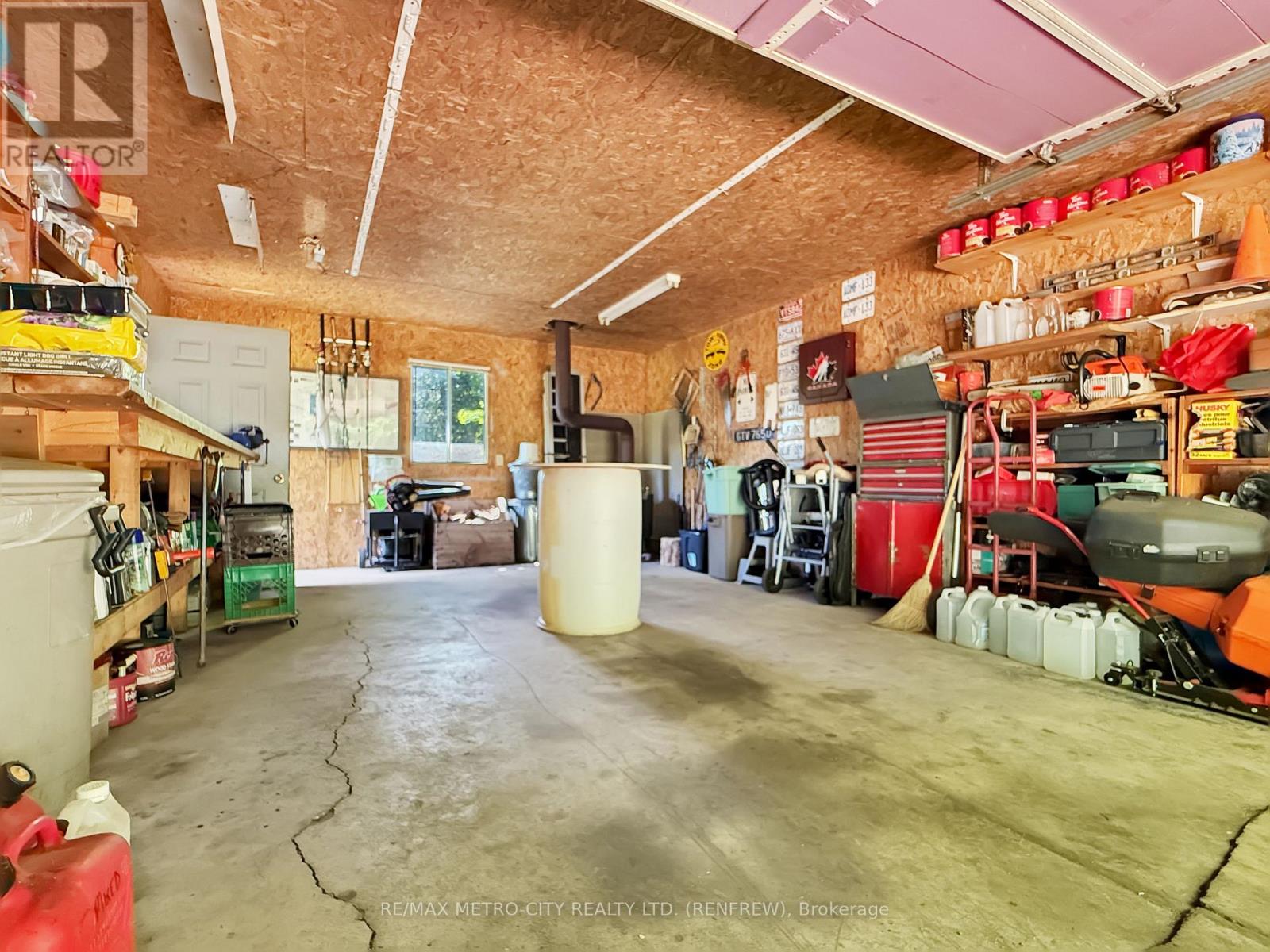 2667 Handford Lane Property Photo 29