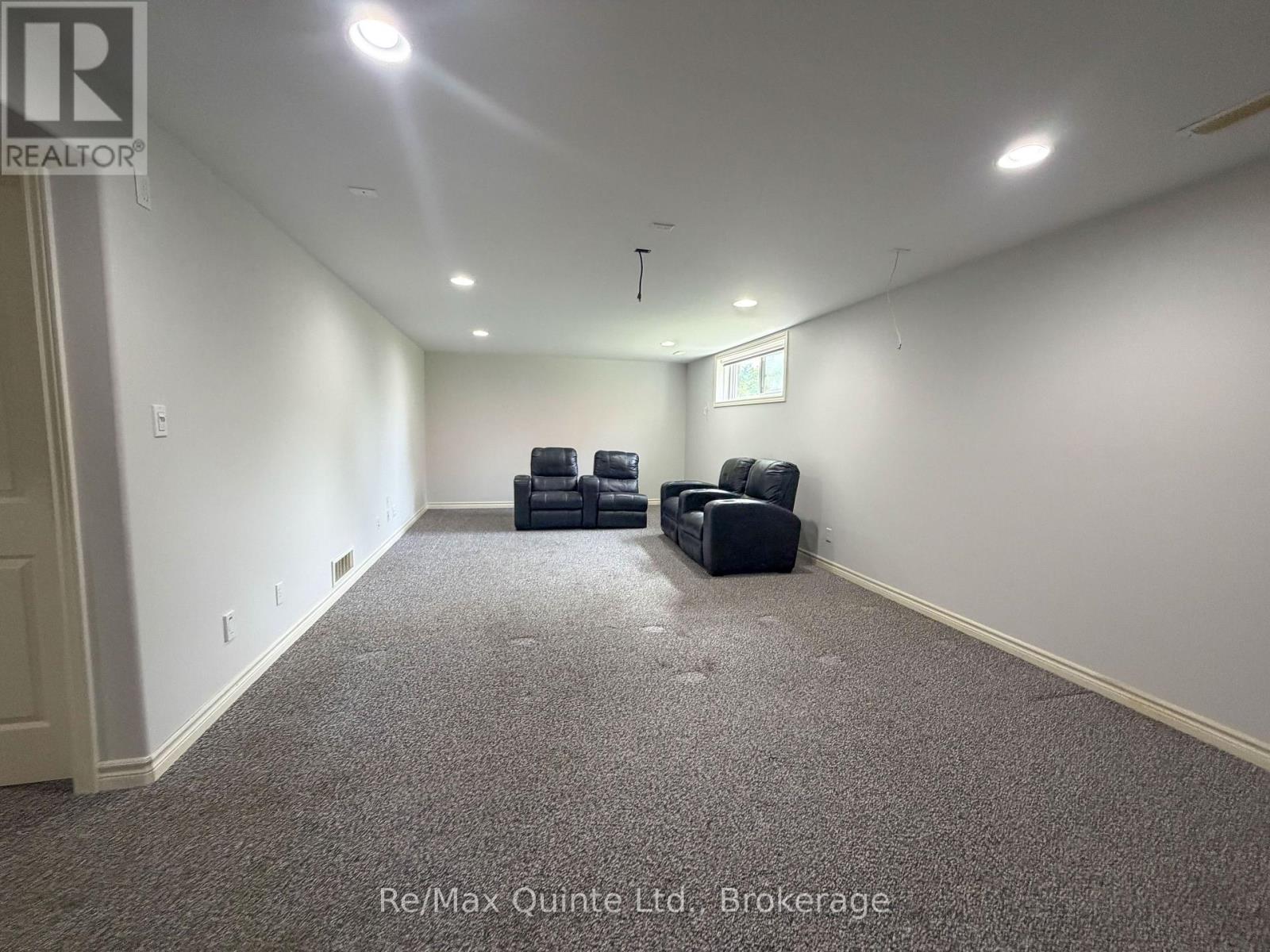 10 Boyce Court Property Photo 28