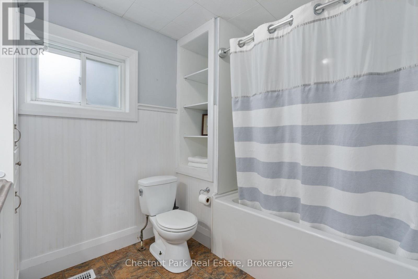 3 Cora Street E Property Photo 19
