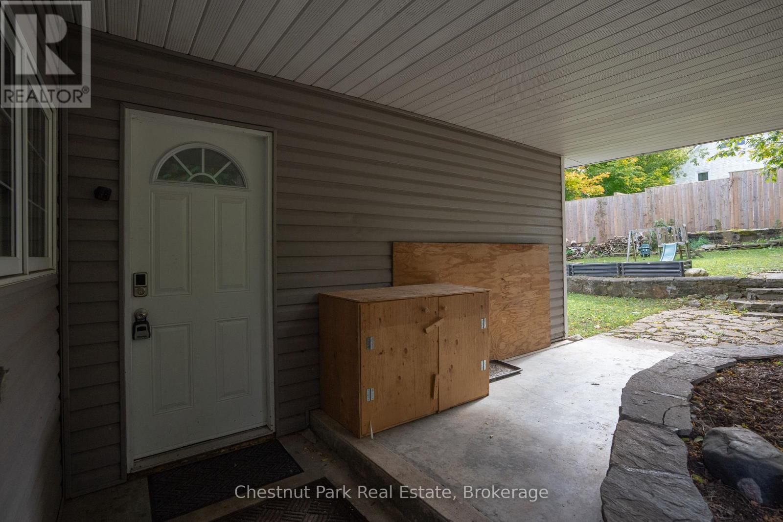 3 Cora Street E Property Photo 29