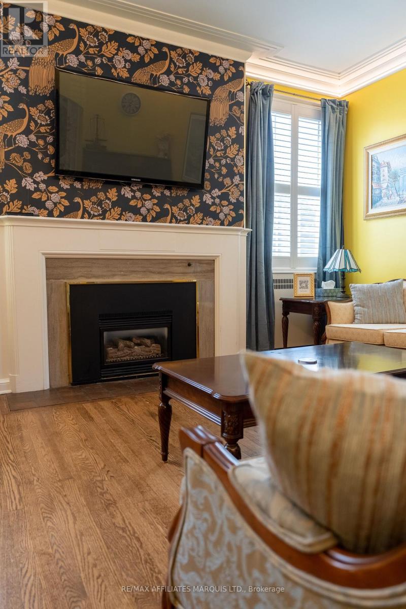 217 Adolphus Street Property Photo 8