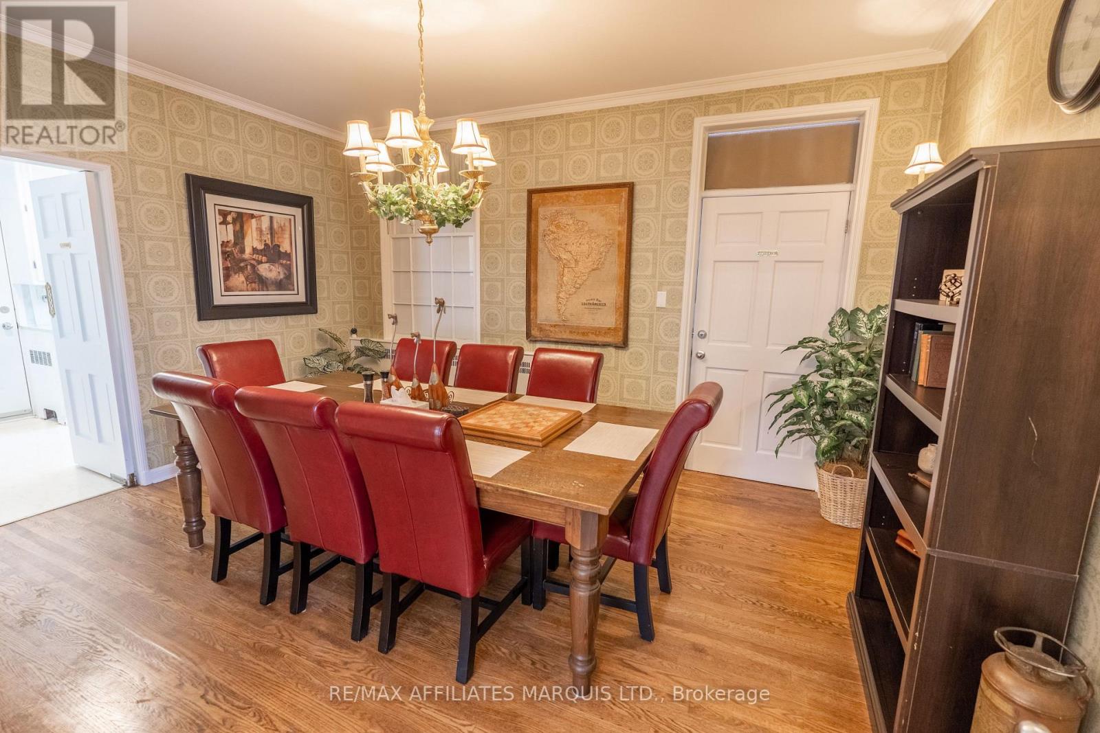 217 Adolphus Street Property Photo 11