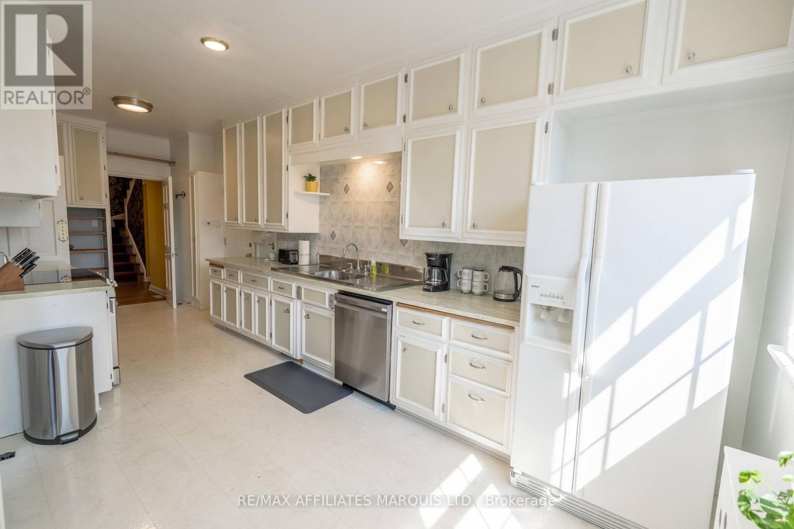217 Adolphus Street Property Photo 13